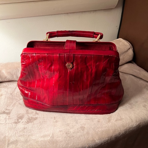 Leather handbag and matching lipstick holder ( made from real eel skin) - Picture 3 of 12